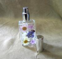 Floral Perfume Bottles, Spray Mister, Square Bottles, Flowers in Resin