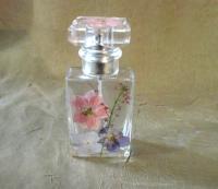 Floral Perfume Bottles, Spray Mister, Square Bottles, Flowers in Resin