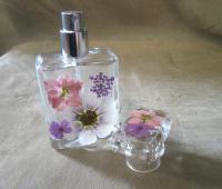 Floral Perfume Bottles, Spray Mister, 50ml Square Bottles, Flowers in Resin