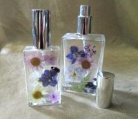 Floral Perfume Bottles, Spray Mister, Square Bottles, Flowers in Resin