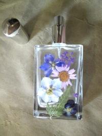 Floral Perfume Bottles, Spray Mister, Square Bottles, Flowers in Resin