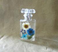 Floral Perfume Bottles, Spray Mister, Square Bottles, Flowers in Resin