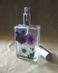 Floral Perfume Bottles, Spray Mister, Square Bottles, Flowers in Resin