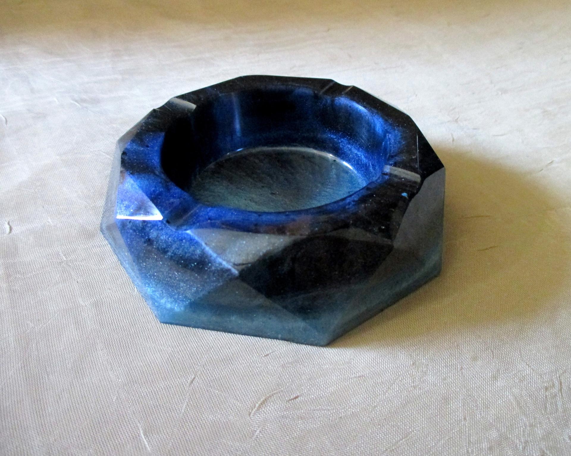 Ashtray Casting Mold - for Epoxy Resin, Clay or other Casting Mediums