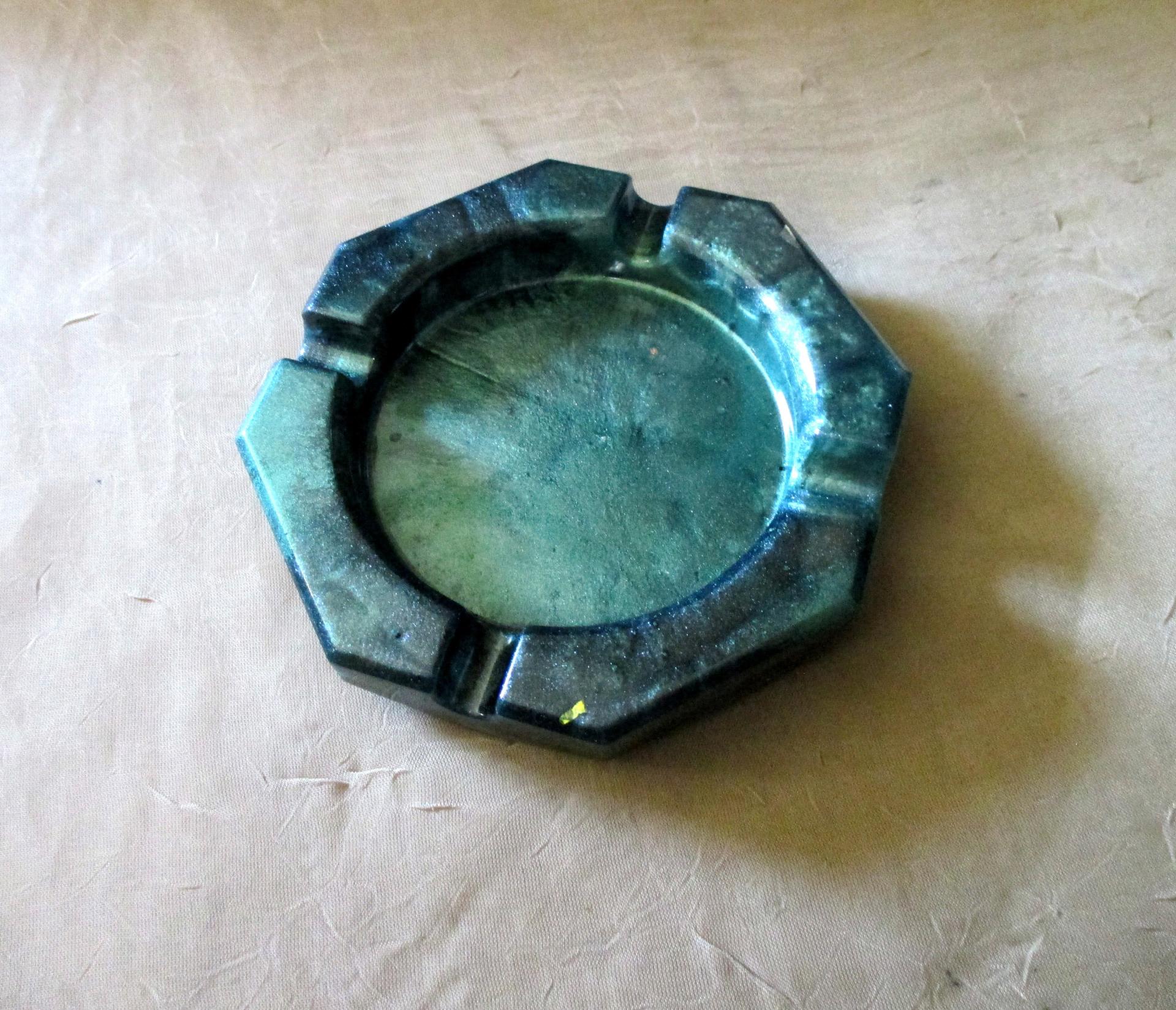 Ashtray Casting Mold - for Epoxy Resin, Clay or other Casting Mediums