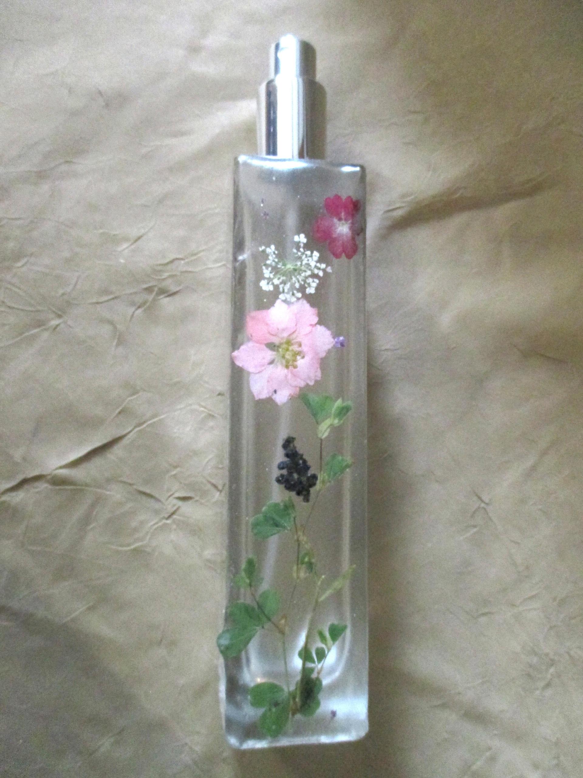 Floral Perfume Bottles, Spray Mister, Tall Square Bottles, Flowers in Resin