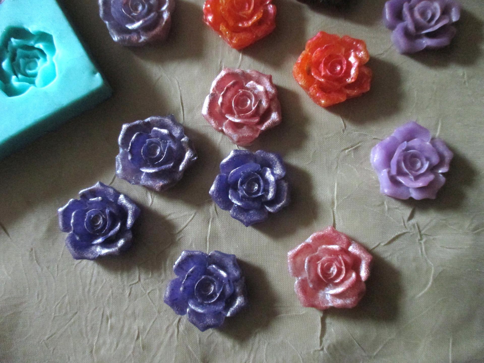 Small Floral Mold - Roses - for Resin, Clay, Casting and Baking, or for Soap or wax embeds