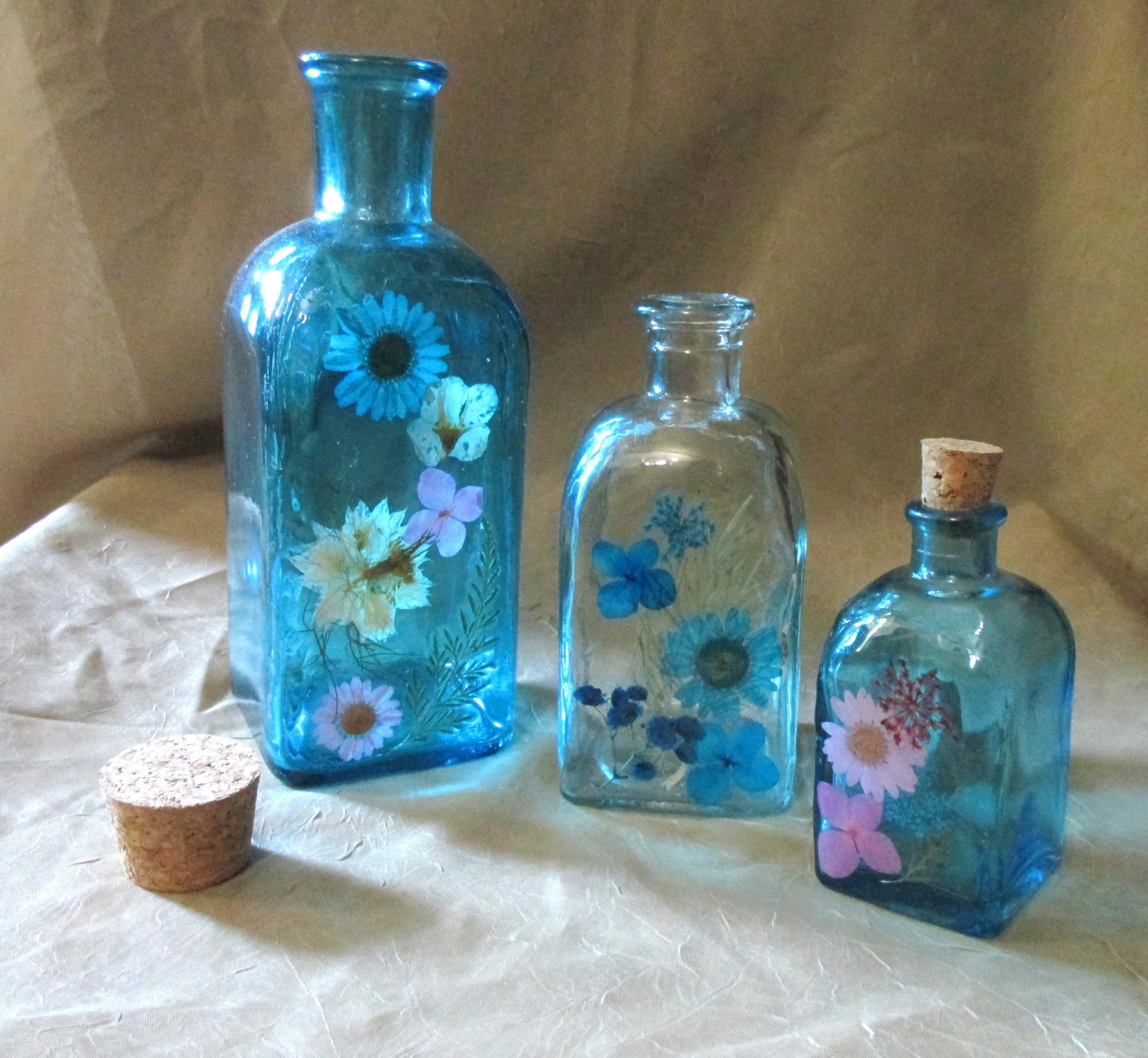 Floral Bottles, Corked Bottle - Glass Bottles with Epoxy, Flowers in Resin