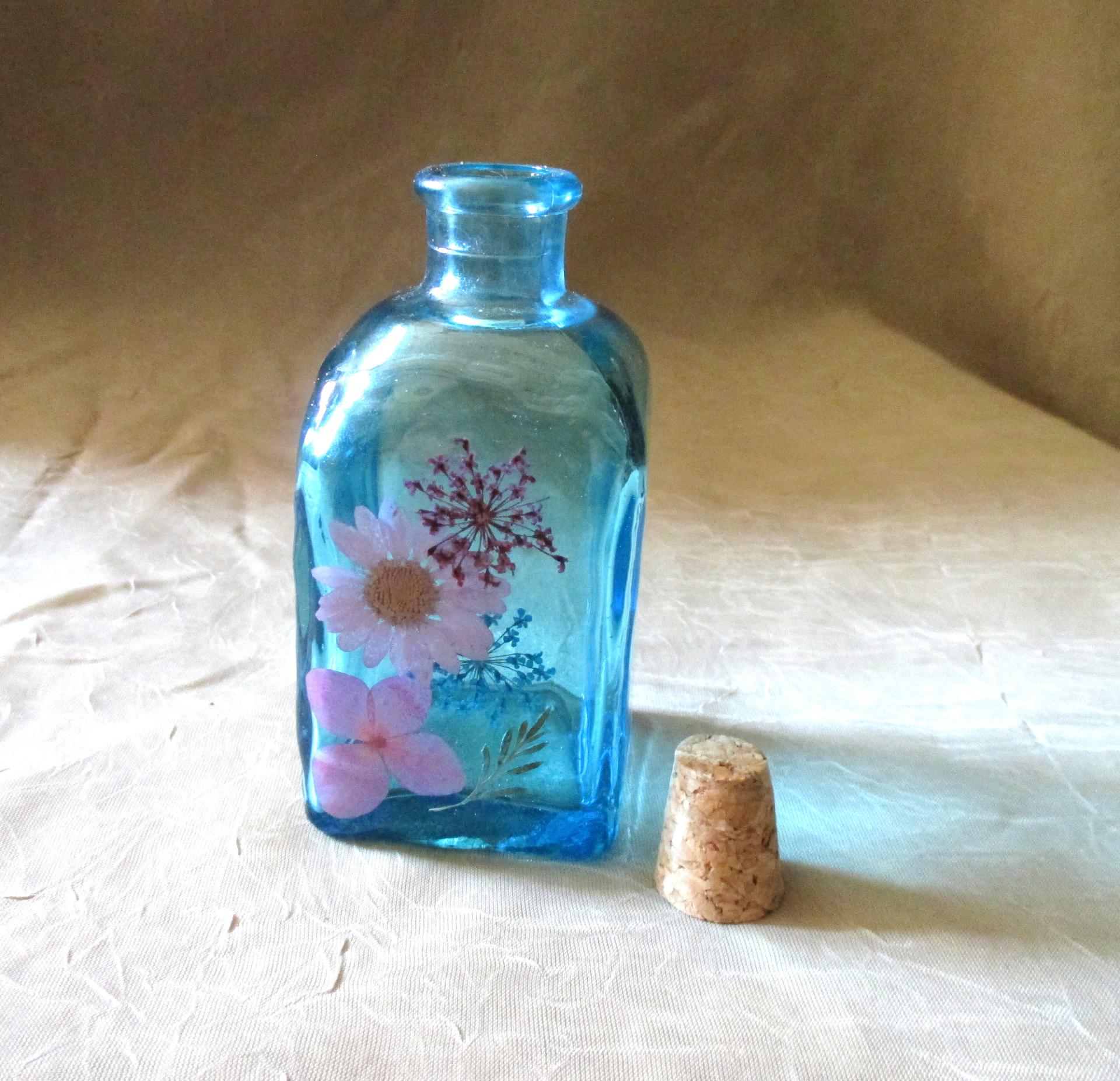 Floral Bottles, Corked Bottle - Glass Bottles with Epoxy, Flowers in Resin