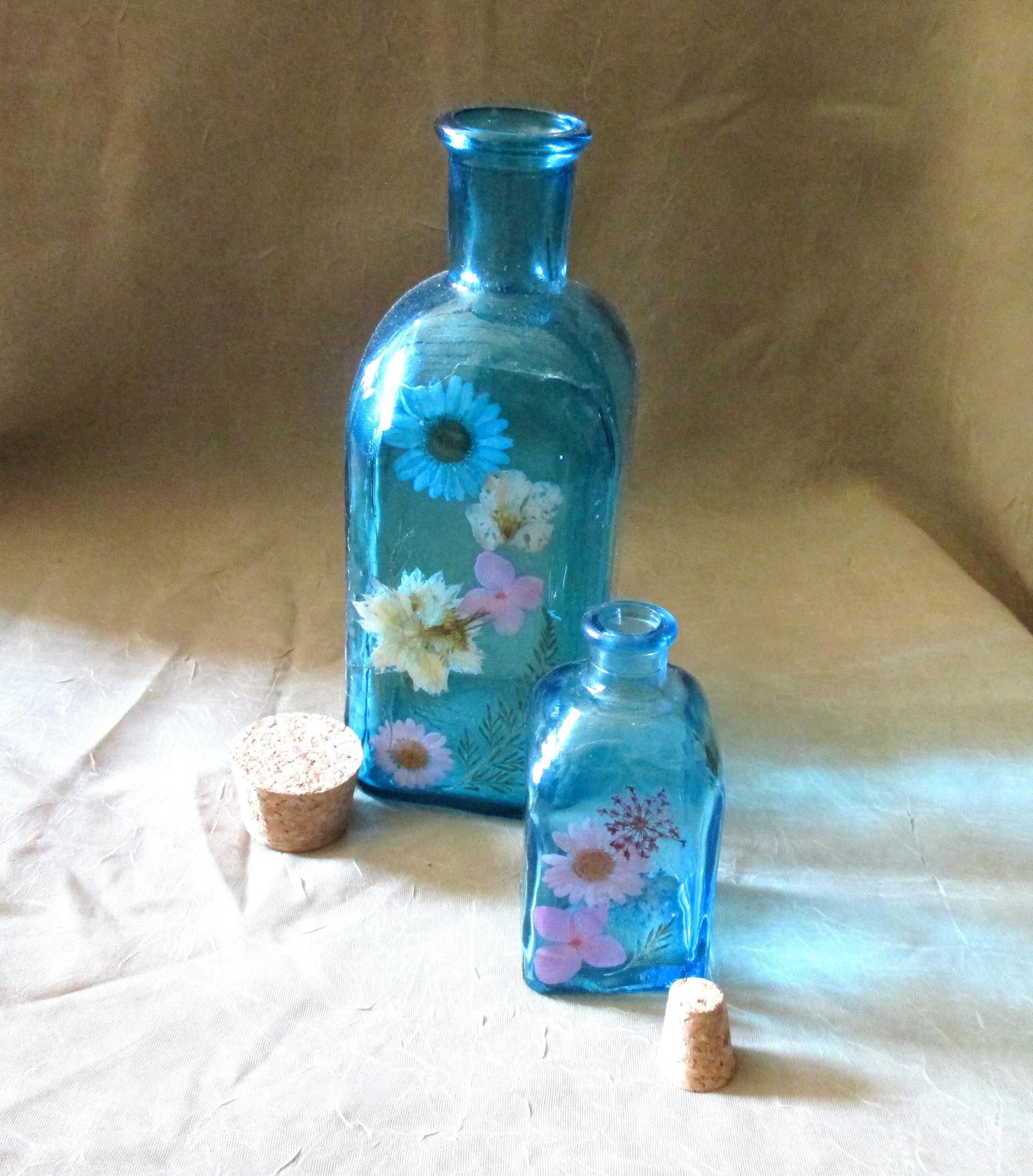 Floral Bottles, Corked Bottle - Glass Bottles with Epoxy, Flowers in Resin