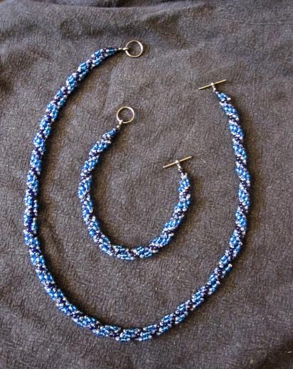 Spiral Stitch Necklace and bracelet
