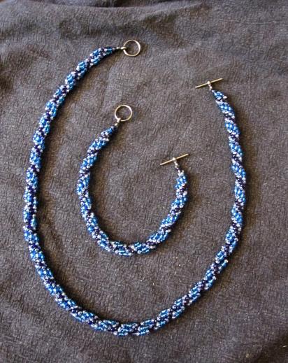 Spiral Stitch Necklace and bracelet