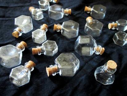 Tiny Jar with Cork - Hexagon
