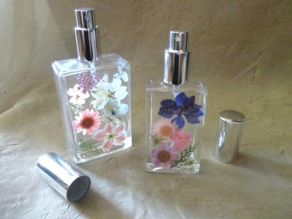 Floral Perfume Bottles, Spray Mister, Square Bottles, Flowers in Resin