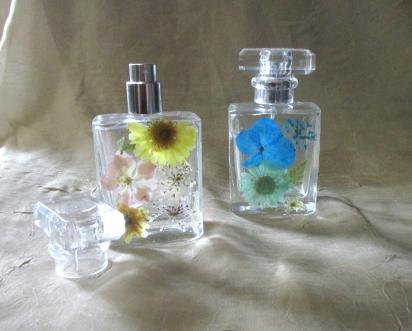 Floral Perfume Bottles, Spray Mister, 50ml Square Bottles, Flowers in Resin