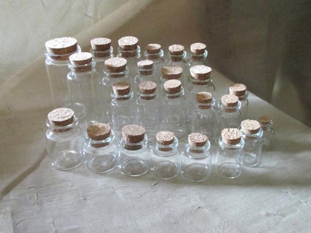 Bulk Lot - Mixed Size Jars, 25 pieces - Jar with Cork
